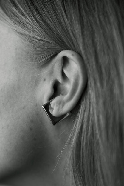 Kvadrat earcuff silver small