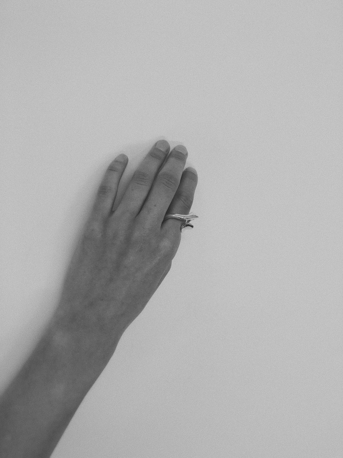 Drape IIII ring