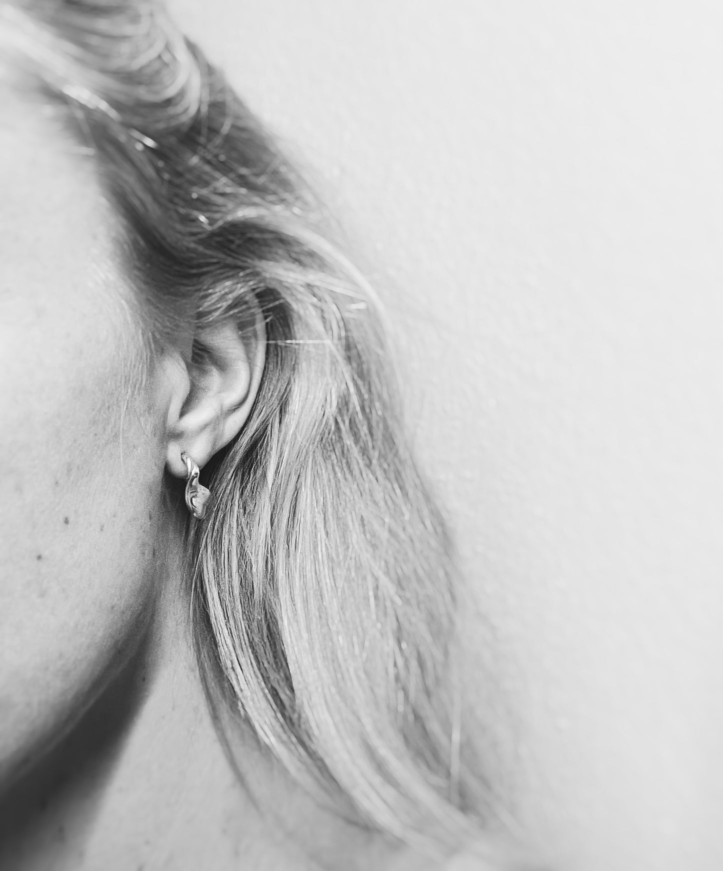 Drape II earring