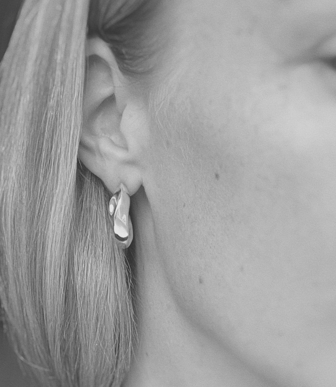 Drape earring