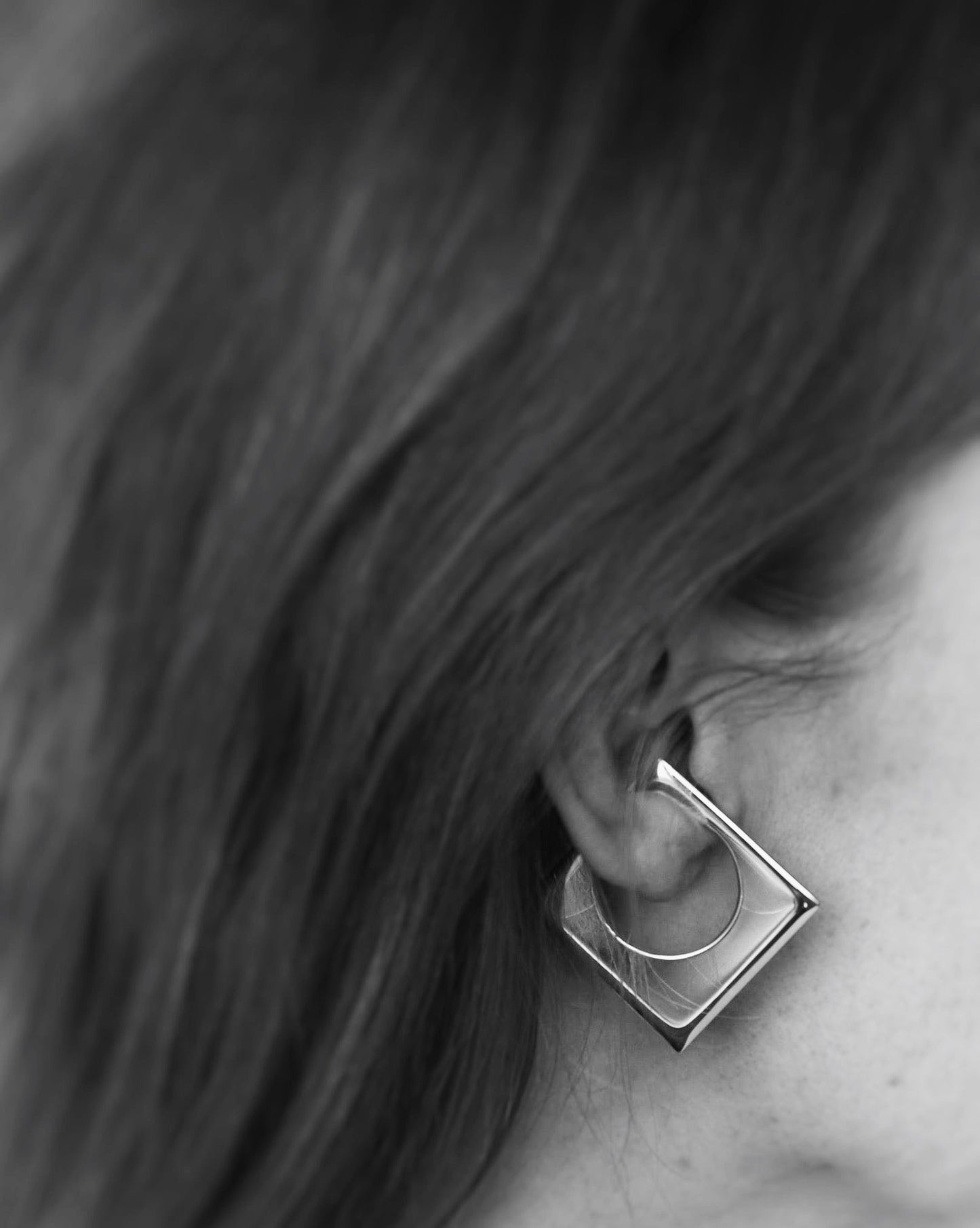 Kvadrat earcuff silver