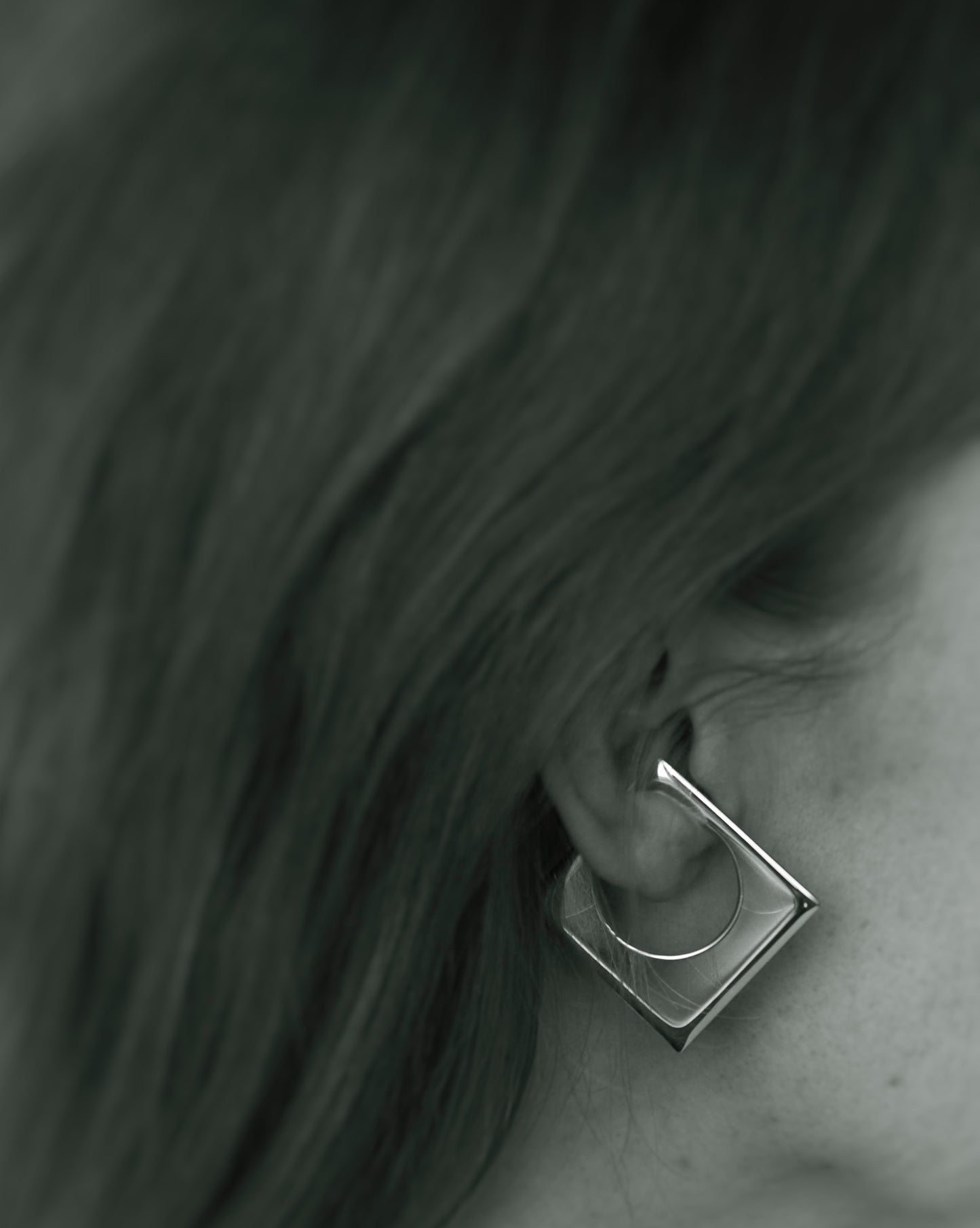 Kvadrat earcuff silver